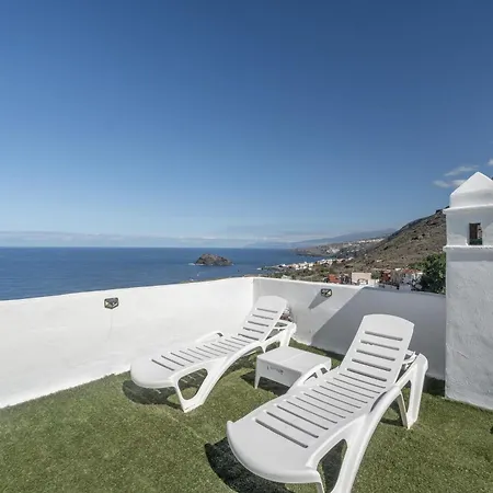 Nyaraló Gar House *