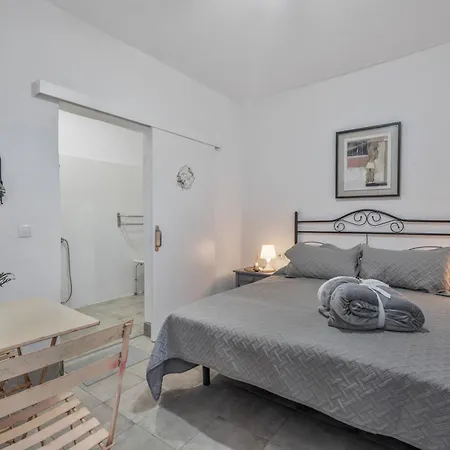 Nyaraló Gar House *