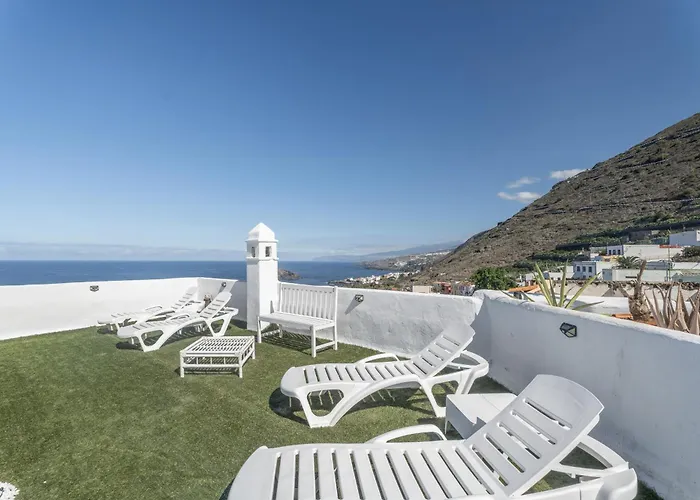 Gar House Hébergement de vacances *