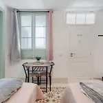 펜션 Gar House