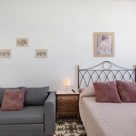 Dom wakacyjny Gar House