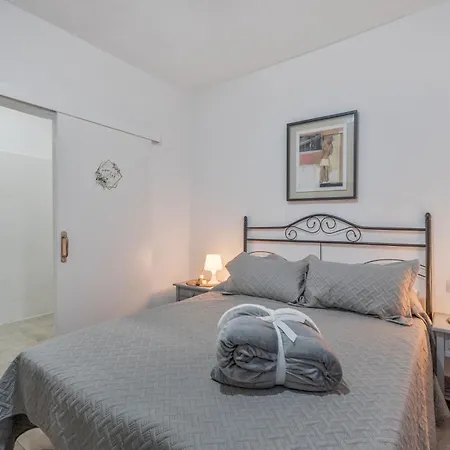 Dom wakacyjny Gar House *